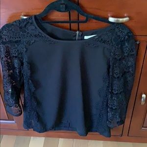 Black blouse with lace 3/4 length sleeves